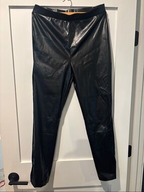 H by Halston Black Faux Leather Ankle Pants
